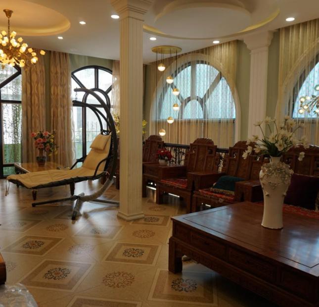 Bán nhà Villa nội khu đường Nguyễn Trọng Tuyển, Phường 1 - Tân Bình. 37 tỷ