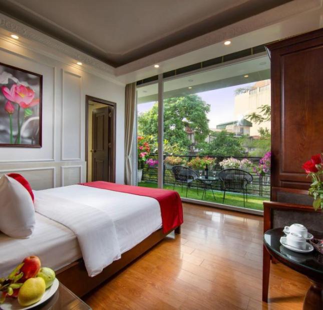 Bán khách sạn 4 sao mặt phố Hàng Bông, 150 tỷ, 3 bước ra hồ Hoàn Kiếm, doanh thu đỉnh