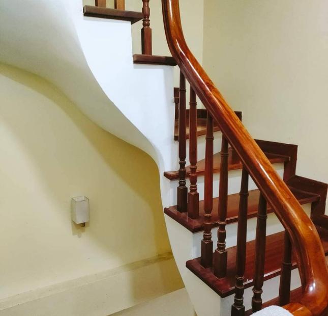 Bán nhà đường Trường chinh, Quận Đống đa, 51m2, ô tô đỗ cửa, giá chỉ 5 tỷ 4