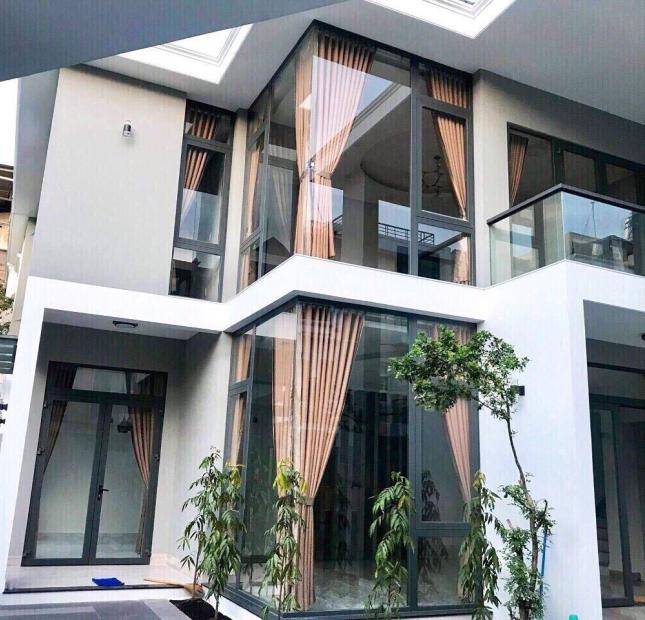Bán nhà căn Biệt Thự mini Thành Thái P14, Q10. DT:10x12.Giá 18,9 tỷ TL. 