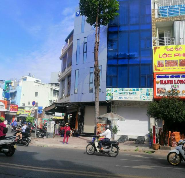 Bán nhà đường Nguyễn Trãi, Quận 5, diện tích: 8x14m. Giá chỉ 16.5 tỷ