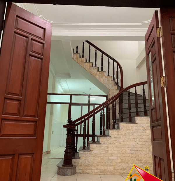 Chính chủ cần bán nhà phố Phạm Văn Đồng, Quận Bắc Từ Liêm, Hà Nội
