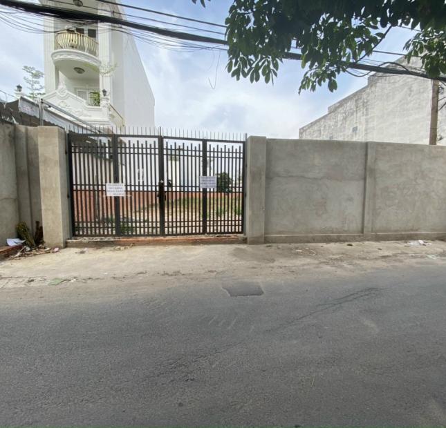 Bán mảnh đất mặt tiền kinh doanh, P. Linh Trung , dt đất 540m2 giá 65tr/m2 