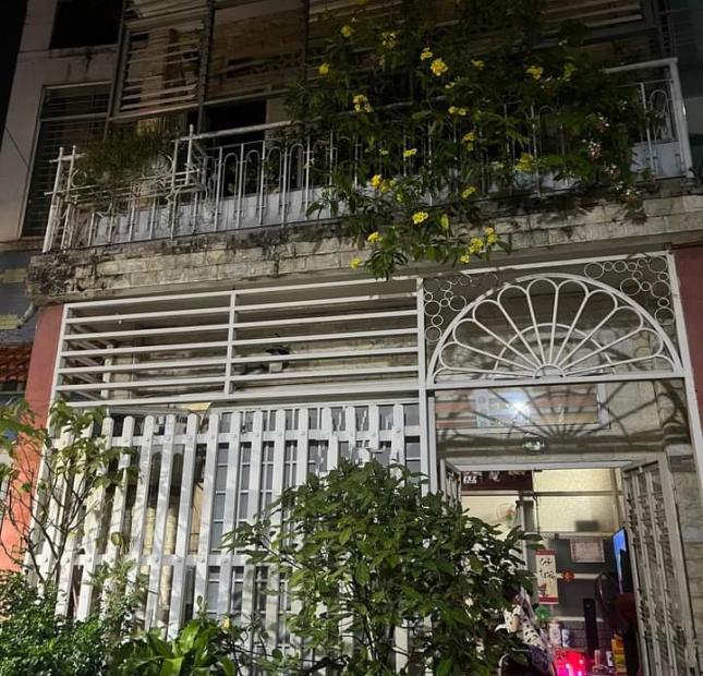 Bán Nhà 2 Tầng Nguyễn Thái Sơn, P.5, Gò Vấp 38m2 chỉ 4 tỷ