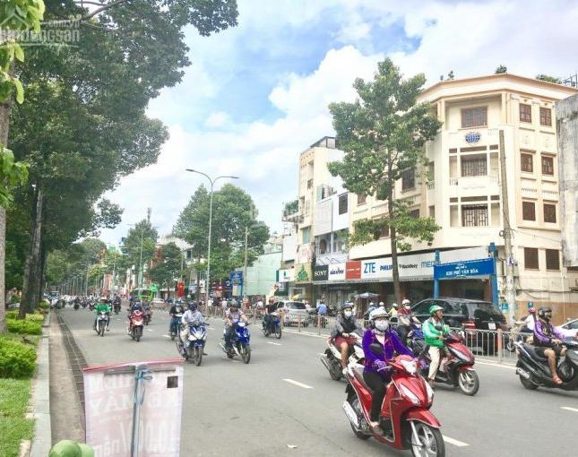 Cần bán gấp nhà mặt tiền đường Nguyễn Trãi, P2, Q5