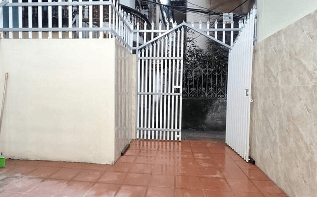 Chính chủ bán nhà ngõ 639 Hoàng Hoa Thám, Quận Ba Đình, Hà Nội