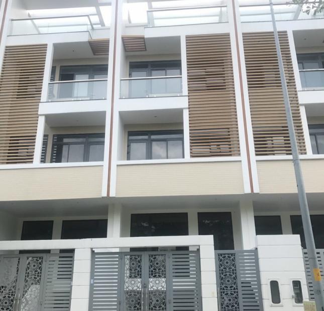 Bán nhà phố đại phúc villas đường phạm hùng nối dài , view công viên