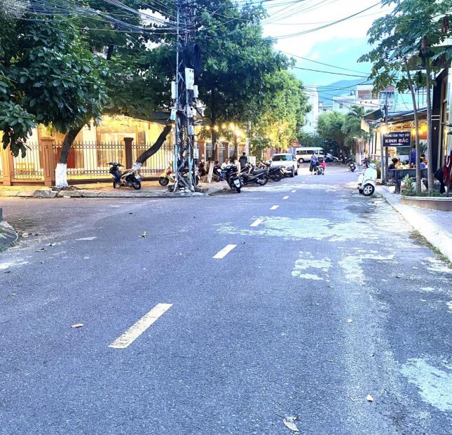 CẦN BÁN NHÀ ĐƯỜNG NGUYỄN TRUNG TRỰC QUY NHƠN,BÌNH ĐỊNH