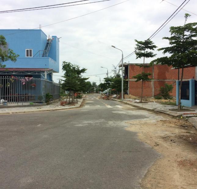 Năm chủ lô đất đường 33m, nằm sát trường ĐH Phan Châu Trinh và FPT