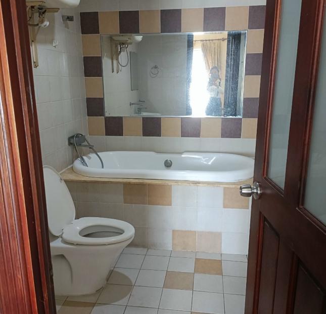 Bán căn hộ Phúc Yên 1,quận Tân Bình, có Sổ Hồng, 81m2 2PN-2WC có NTCB, Giá chỉ 2.52 tỷ giá cực rẻ