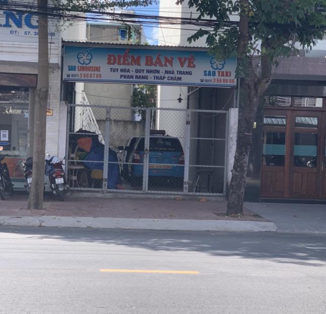 Chính chủ cần bán Nhà mặt tiền đường Nguyễn Huệ _TP Tuy Hoà -Phú Yên