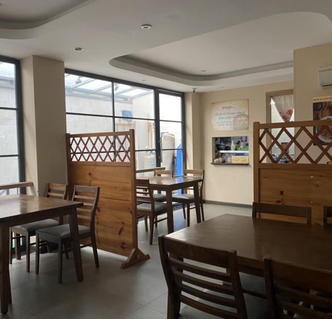 Cho thuê mặt bằng tầng trệt Phú Mỹ Hưng đường lớn Cao Triều Phát làm quán ăn, cafe.