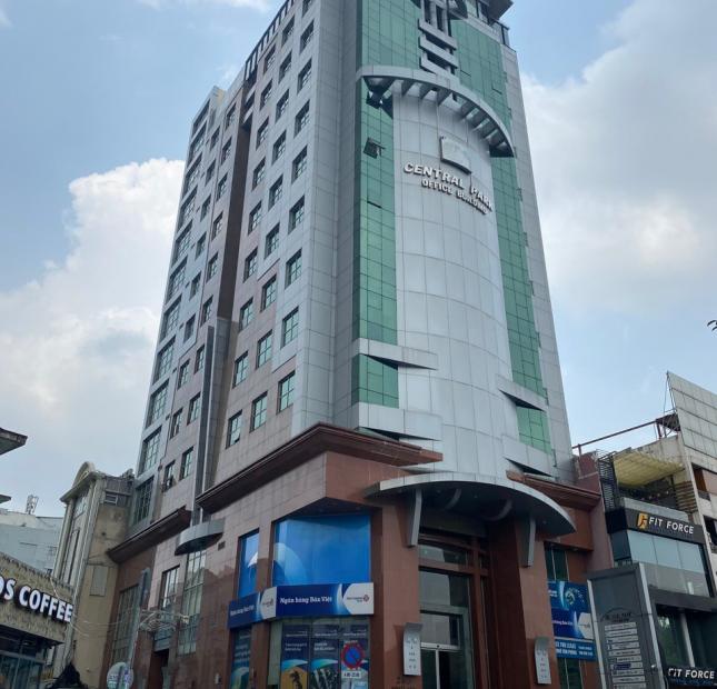 Bán Tòa Văn phòng đường Nguyễn  Trãi, Quận 1 20x30m, DTCN:600m2. hầm, 13 tầng . HĐ:2 Tỷ/tháng . Giá: 780 tỷ