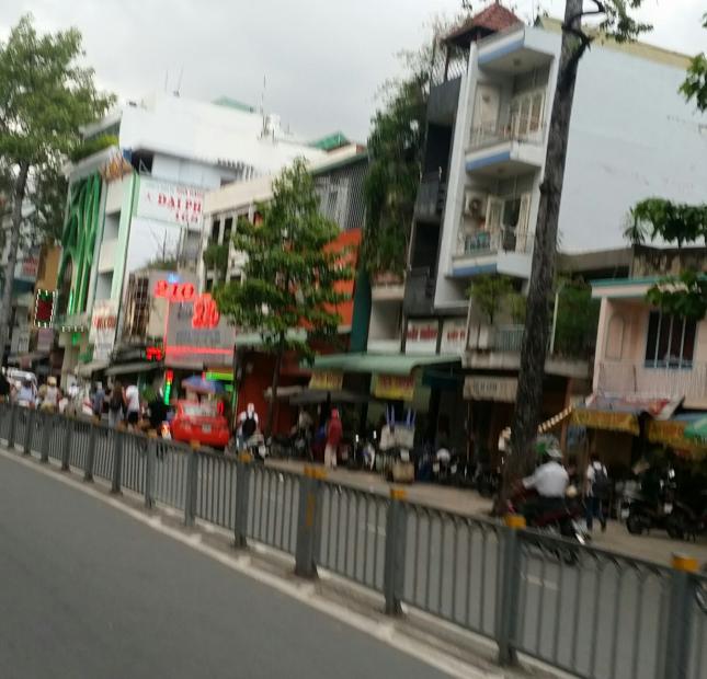 Bán nhà hẻm xe hơi đường 3/2, Quận 10. DT: 4.2x18m, giá 16.5 tỷ TL