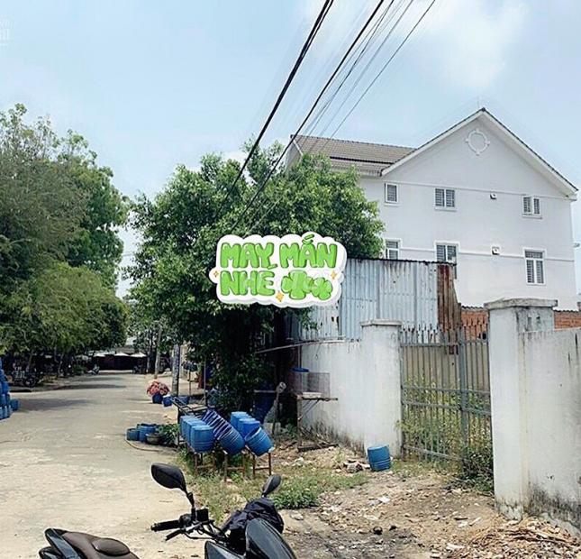 Lô đất 246m2 đối diện công viên chợ Linh Trung, giá 13,5 tỷ 