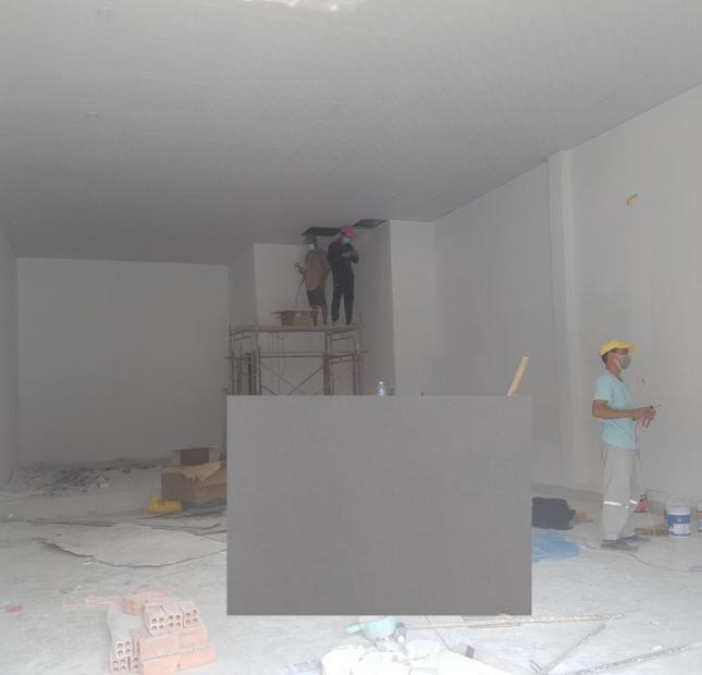Cho thuê mặt bằng ngang 8m đường 30/4, nhà mới trục sầm uất