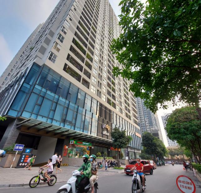 Khách sạn 4 Sao Trần Thái Tông, lô góc, 322m2 x 9T, 30m mặt tiền, 3 thang máy, hơn 60P KD