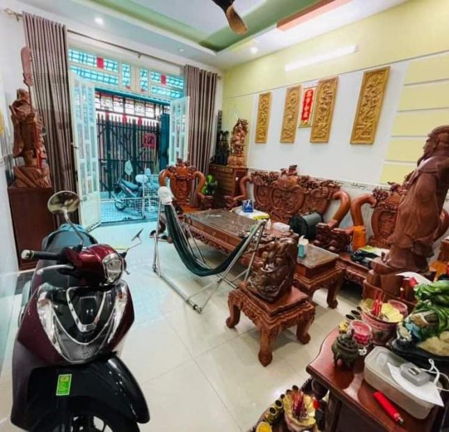 Bán nhà cấp 4 Nguyễn Thị Thập, Quận 7, 87 m2, ôtô tới cửa