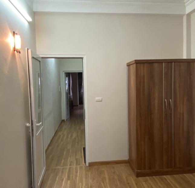 Bán gấp nhà 3 tầng dãy C15 khu 918 Phúc Đồng, nhà mới xây khu dân cư yên tĩnh