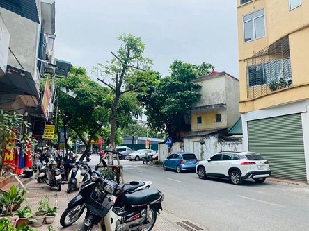 Tôi chính chủ sổ đỏ cần bán nhà tại Ngọc Lâm, Long Biên, Hà Nội