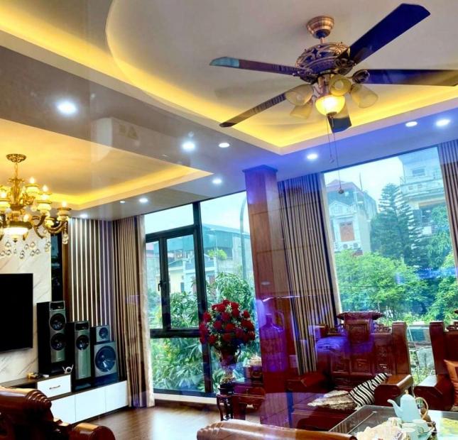 Siêu Phẩm mặt phố Ngô Gia Tự, kinh doanh to bự, 65m2, 12.95 tỷ, Lh..zalo: 0965492571 