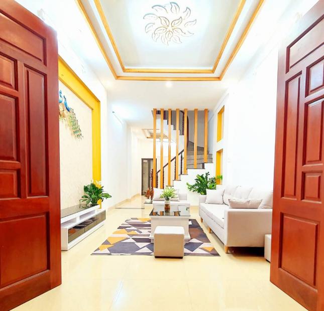 Bán nhà mới đẹp phố  Hoàng Mai, 10m ôtô tránh, full nội thất long lanh. 4.95 tỷ.