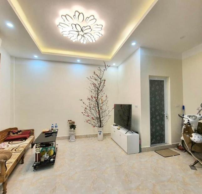 Bán Nhà Hào Nam - Đống Đa - Lô Góc - Nhà Mới 35m2 4T Giá 4.1tỷ