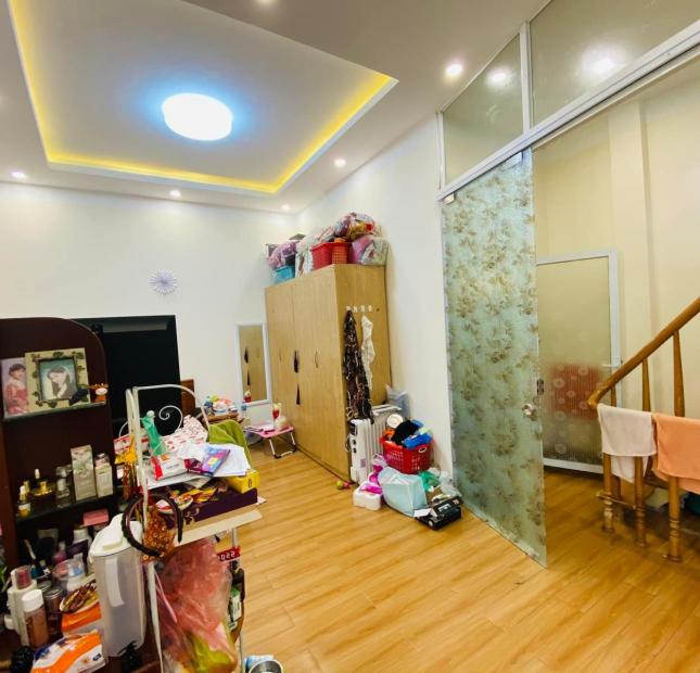 Bán Nhà Hào Nam - Đống Đa - Lô Góc - Nhà Mới 35m2 4T Giá 4.1tỷ