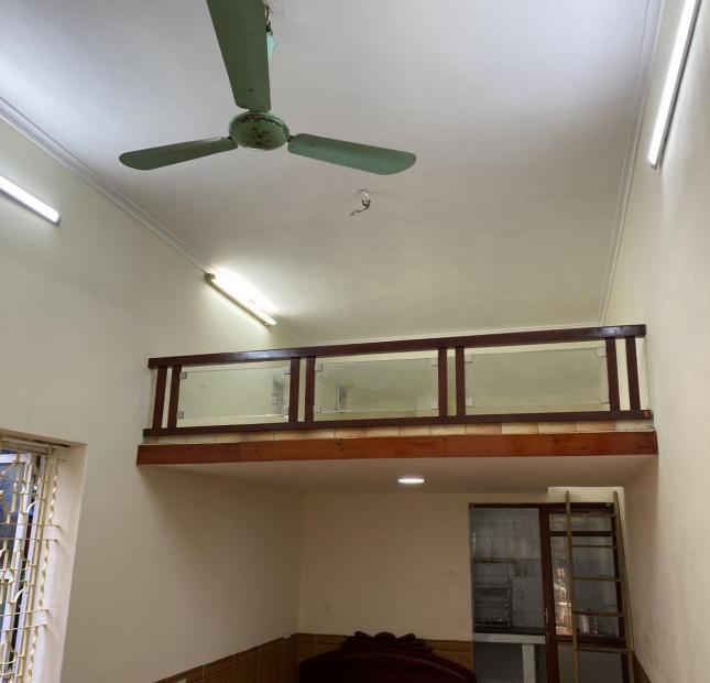 Chính chủ cần bán căn hộ tập thể tầng 1 tại ngõ 5 khu Tập Thể Đo Lường , tổ dân phố số 3 ,Phường