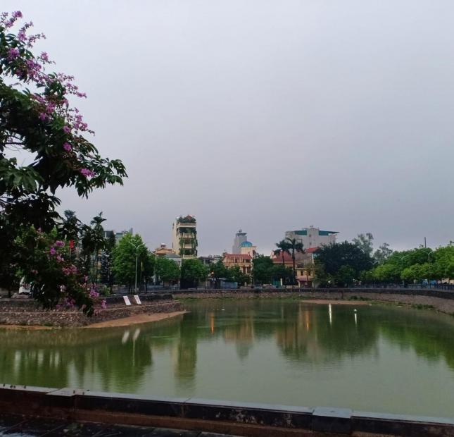 Chỉ 2 tỷ có mảnh đất đẹp Phú Diễn, 2 mặt ngõ, gần ô tối