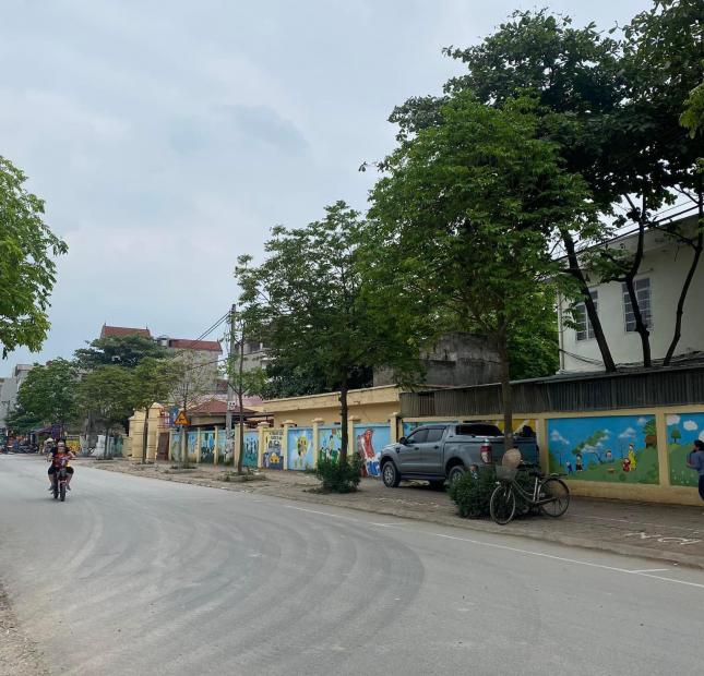 Cực hiếm!Đất dịch vụ Di Trạch, lô góc, vỉa hè, ô tô tránh