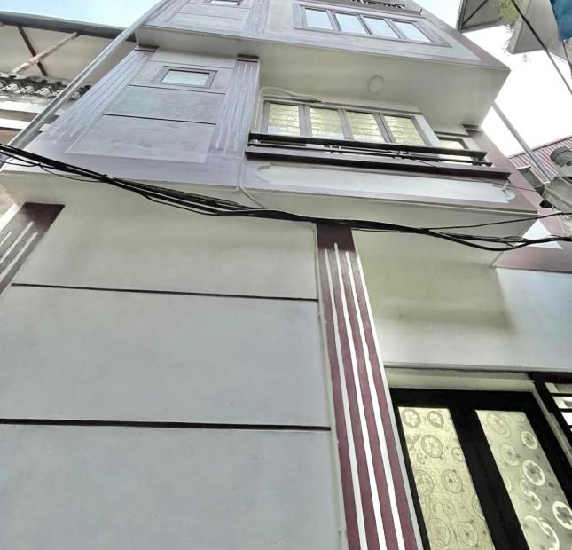 Hồng Mai nhà đẹp – Lô góc – Gần phố. 42m2 x 5T. Gía 8.3 tỷ.