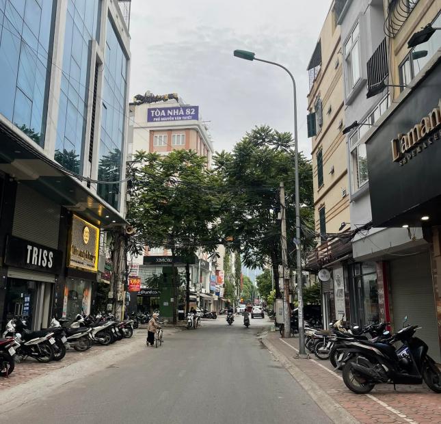 Bán nhà mặt phố Nguyễn Văn Tuyết 53m, hai mặt thoáng, giá 20 tỷ.