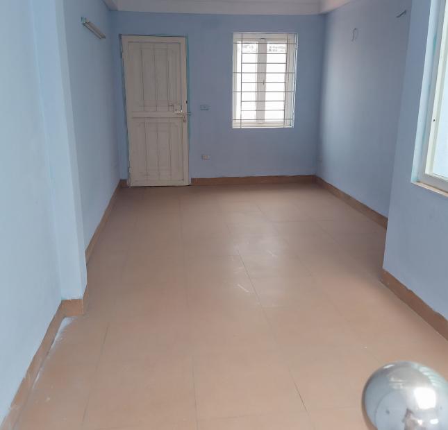 Siêu hiếm mặt phố, tầm tiền, kinh doanh mọi mặt hàng Ngọc Lâm 50m 4T MT3.7m nhỉnh 7 tỷ.