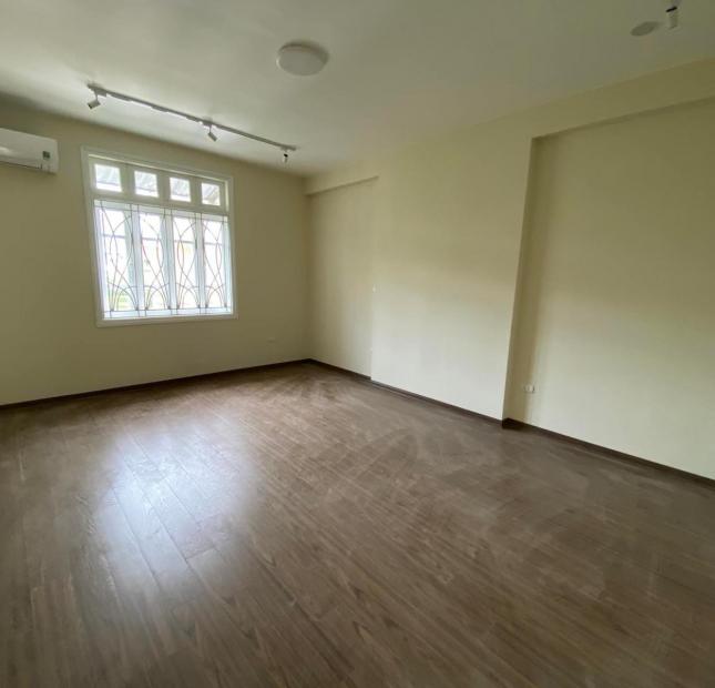 HOT HOT Mặt Phố Nguyễn Ngọc Vũ - Cầu Giấy - Mặt Tiền Khủng - Kinh Doanh Đỉnh DT 60m2 6 tầng Giá 21