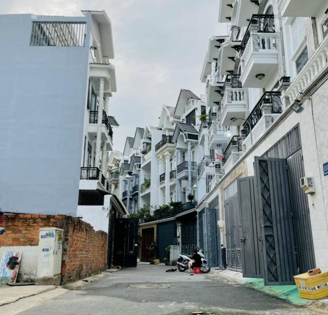 Bán nhà hẻm 449 Sư Vạn Hạnh, P12, Quận 10, DT: 7mx18m, giá 29.5 tỷ. Kế bên Vạn Hạnh Mall