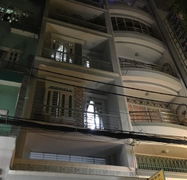 Mặt tiền chợ thuốc Nguyễn Giản Thanh (DT: 3 x 10m, 3 lầu) phường 15, quận 10 giá 9,5 tỷ