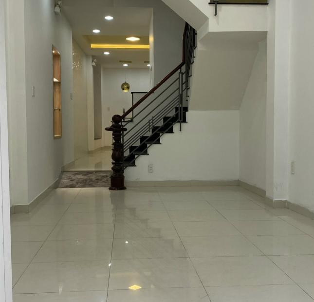 bán nhà 30m2 1 lầu Lý thường kiệt, giá 2.85 tỷ tl