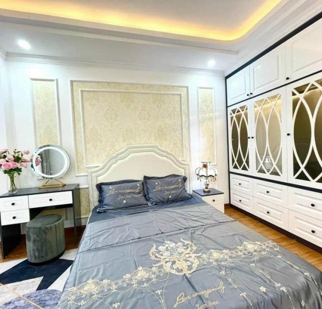 Bán nhà Nguyễn Khuyến, hiện đại, giá chỉ nhỉnh 6 tỷ