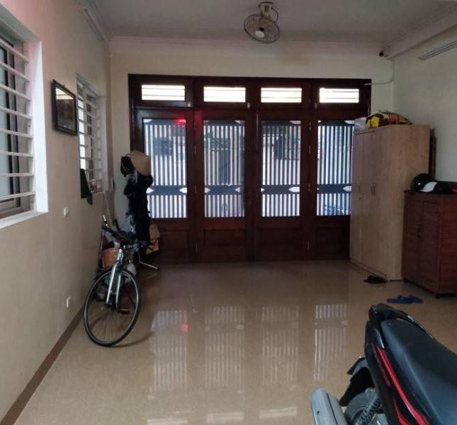 Cần bán nhà phân lô phố Đội Nhân, Phường Vĩnh Phúc, Quận Ba Đình, Hà Nội