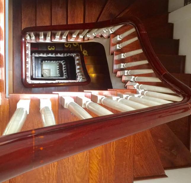 Bán gấp nhà mặt phố, lô góc kinh doanh bất chấp các loại hàng, 126m2, 5 tầng, MT 25m, nhỉnh 23 tỷ