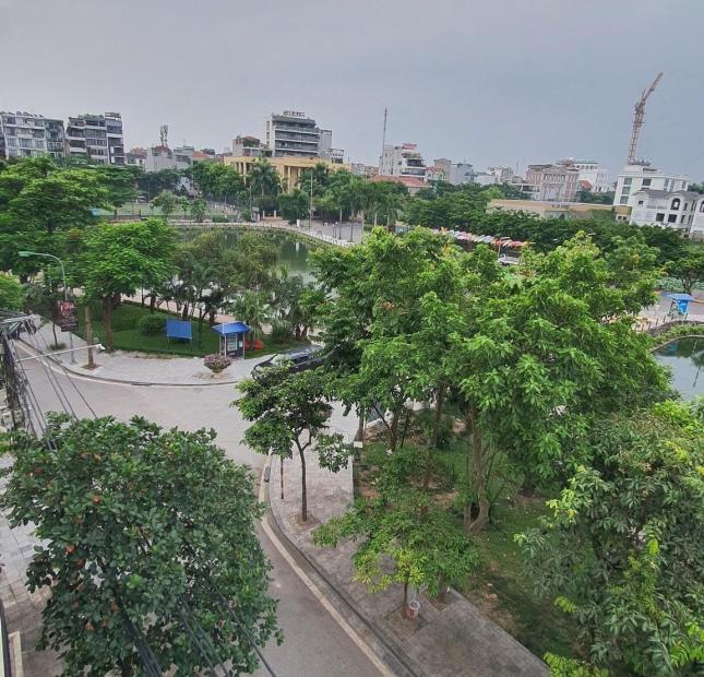 Bán nhà mặt phố Trịnh Công Sơn,mặt tiền 7m ,vỉa hè siêu rộng, ô chờ thang máy, ô tô tránh-kinh doanh
