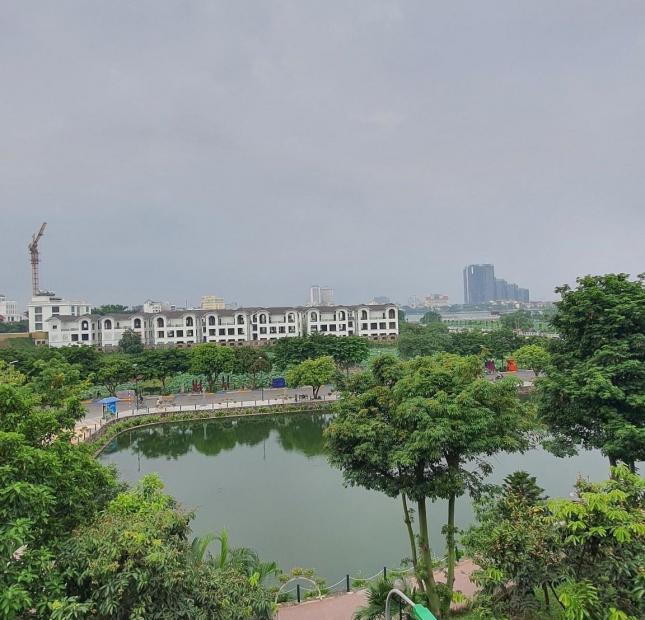 Bán nhà mặt phố Trịnh Công Sơn,mặt tiền 7m ,vỉa hè siêu rộng, ô chờ thang máy, ô tô tránh-kinh doanh
