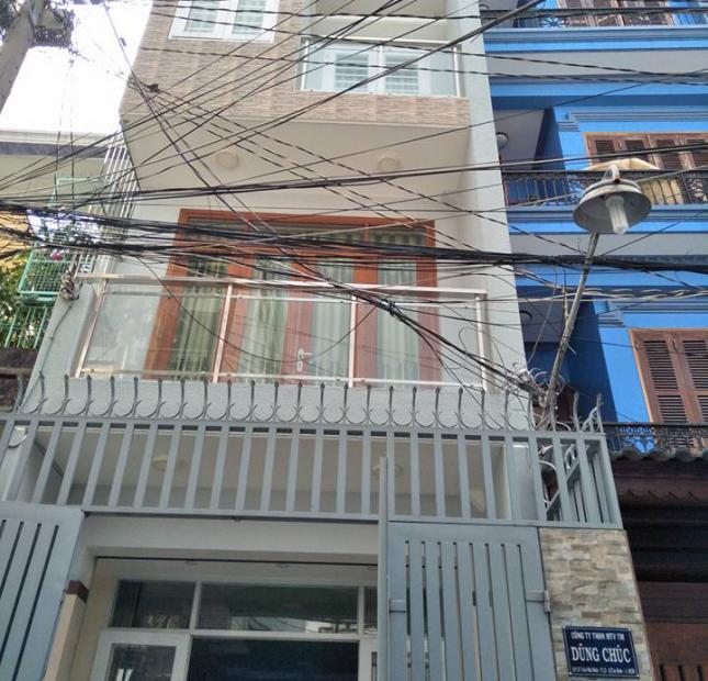 Bán nhà 2 mặt tiền đường Nguyễn Giản Thanh, Quận 10, khu chợ thuốc, DT: 72m2, giá 13.5 tỷ