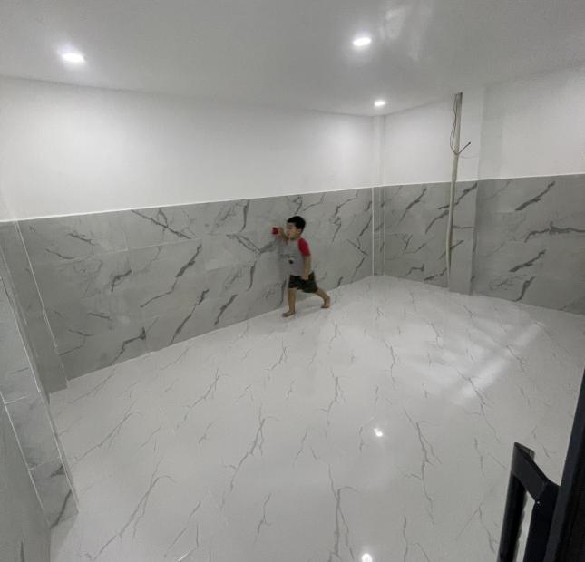 Nhà giá đầu tư bbh tìm đâu ra đường 26.3  dt 4x12 , 1 lửng giá : 3.65  tỷ