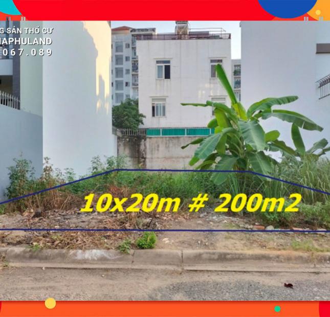 Khu biệt thự. Đất full thổ. 10m x 20m. Vuông vức. Lê Thị Riêng, Phường Thới An, Quận 12.