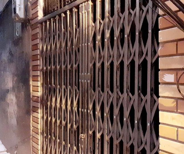 Bán nhà riêng phố Đội Cấn, Ba Đình, gần phố, 3 tầng 31 m2 giá 3.1 tỷ