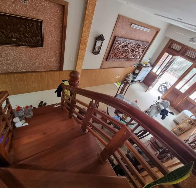 Bán nhà Phùng Chí Kiên,Cầu Giấy,52m x 6 tầng,Lô góc,Ô tô tránh