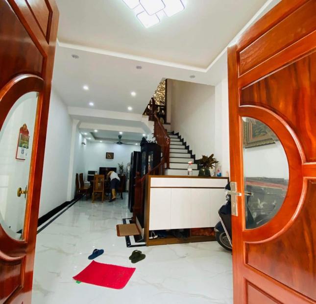 Bán nhà riêng tại Đường Vũ Trọng Khánh, Hà Đông,  Hà Nội diện tích 43m2  giá 5.7 Tỷ lh 0333846866