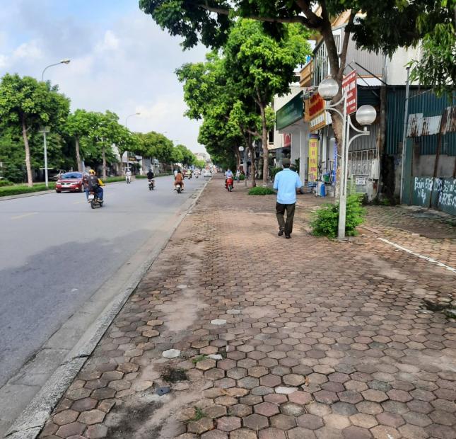Hiếm! Bán gấp nhà mặt phố Trường Lâm, DT: 86M2, đường 21M, Vỉa hè ô tô tránh, kinh doanh sầm uất!